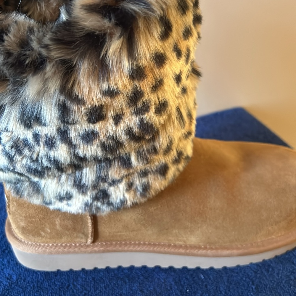 Koolaburra By Ugg Leopard Print Size 7 - image 4